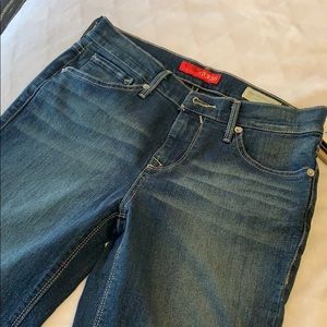 Unused Guess Medium Rise and Flare Jeans